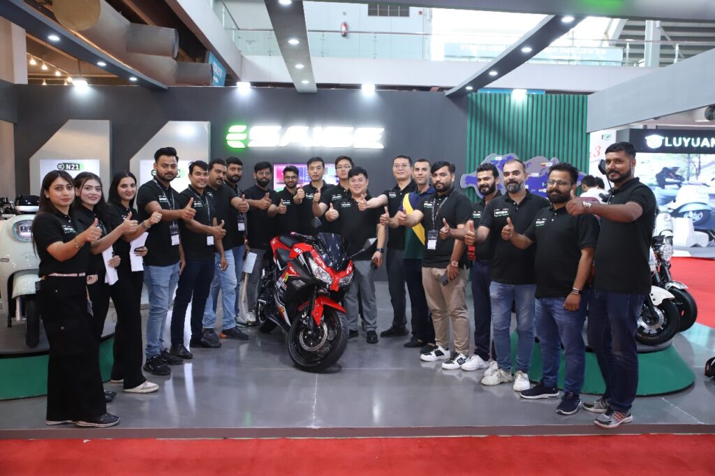 At EVS World 2025, ESaige introduced its cutting-edge electric scooters and smart mobility solutions, making a strong mark on Pakistan’s electric vehicle landscape.